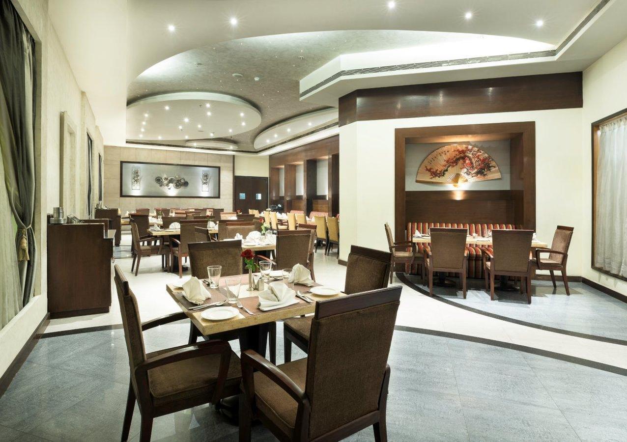 Nirvana Luxury Hotel L Ludhiana Buitenkant foto